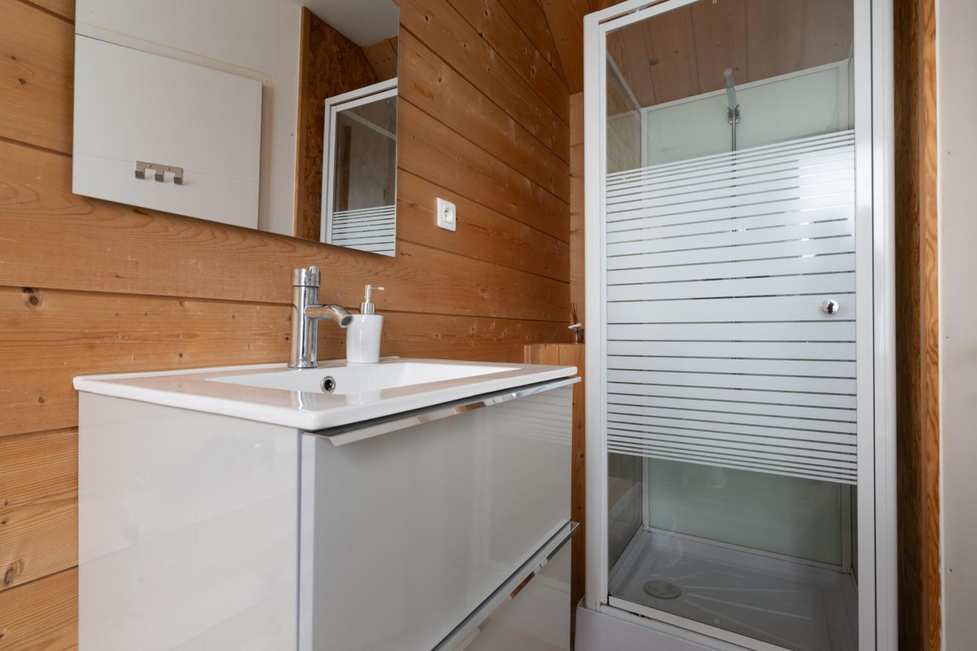 Le Reflet Des Pyrenees Apartamento Bagnères-de-Bigorre Exterior foto